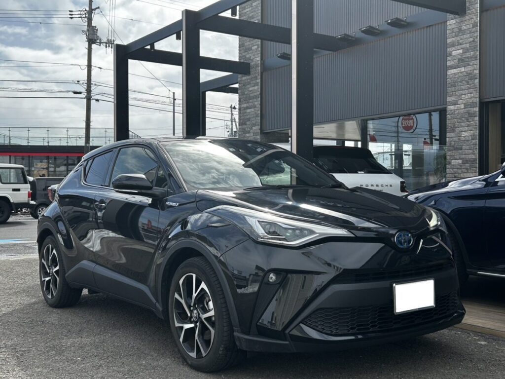 トヨタ  C-HR 買取車両