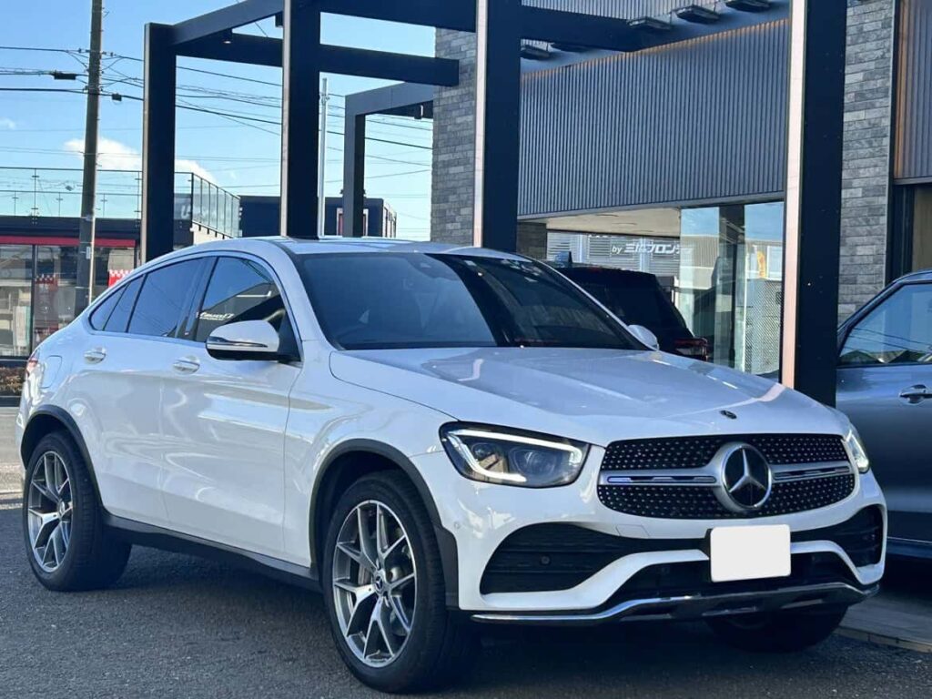 メルセデスベンツGLC300 4マッチク クーぺ AMGライン 買取車両