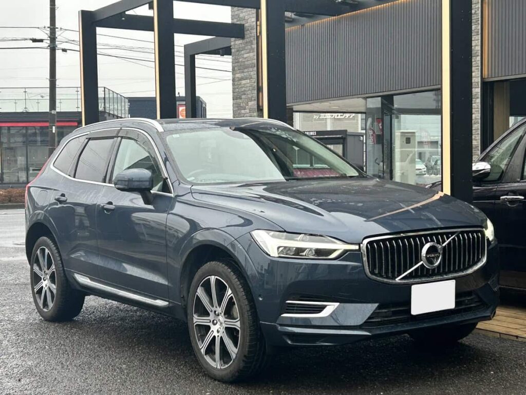ボルボXC60 T8 ツインエンジン AWD買取車両