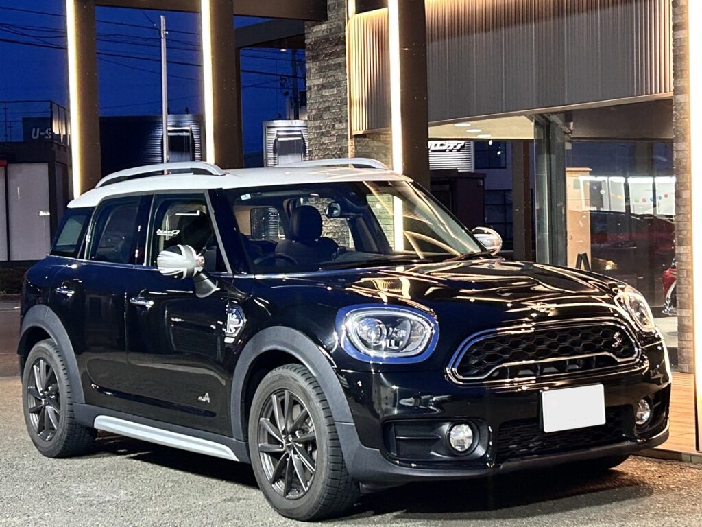 MINI クーパーSD クロスオーバー ALL4買取車両